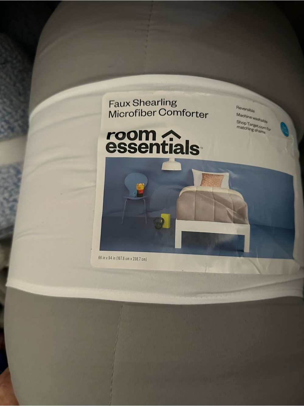 Room Essentials Faux Shearling Microfiber Comforter - Light Gray